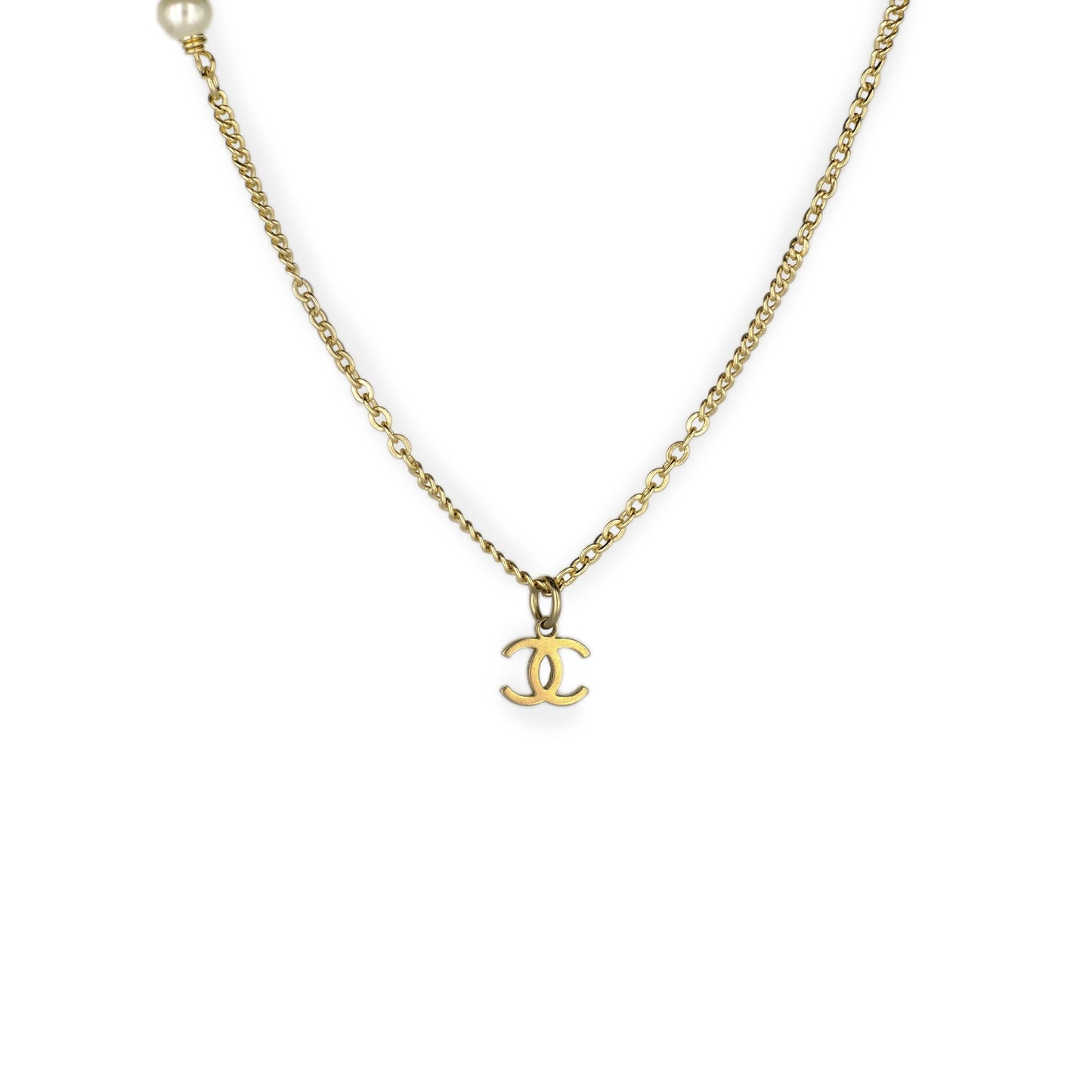 PREORDER Chanel CC Logo Pendant Pearl Reworked Necklace