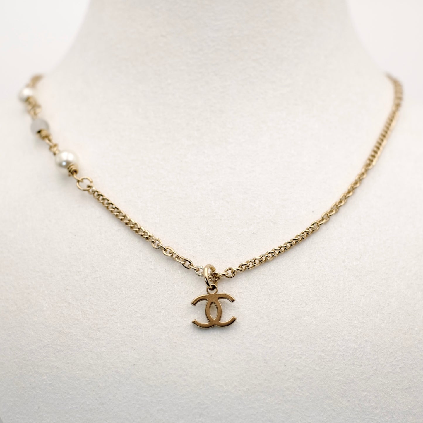 PREORDER Chanel CC Logo Pendant Pearl Reworked Necklace