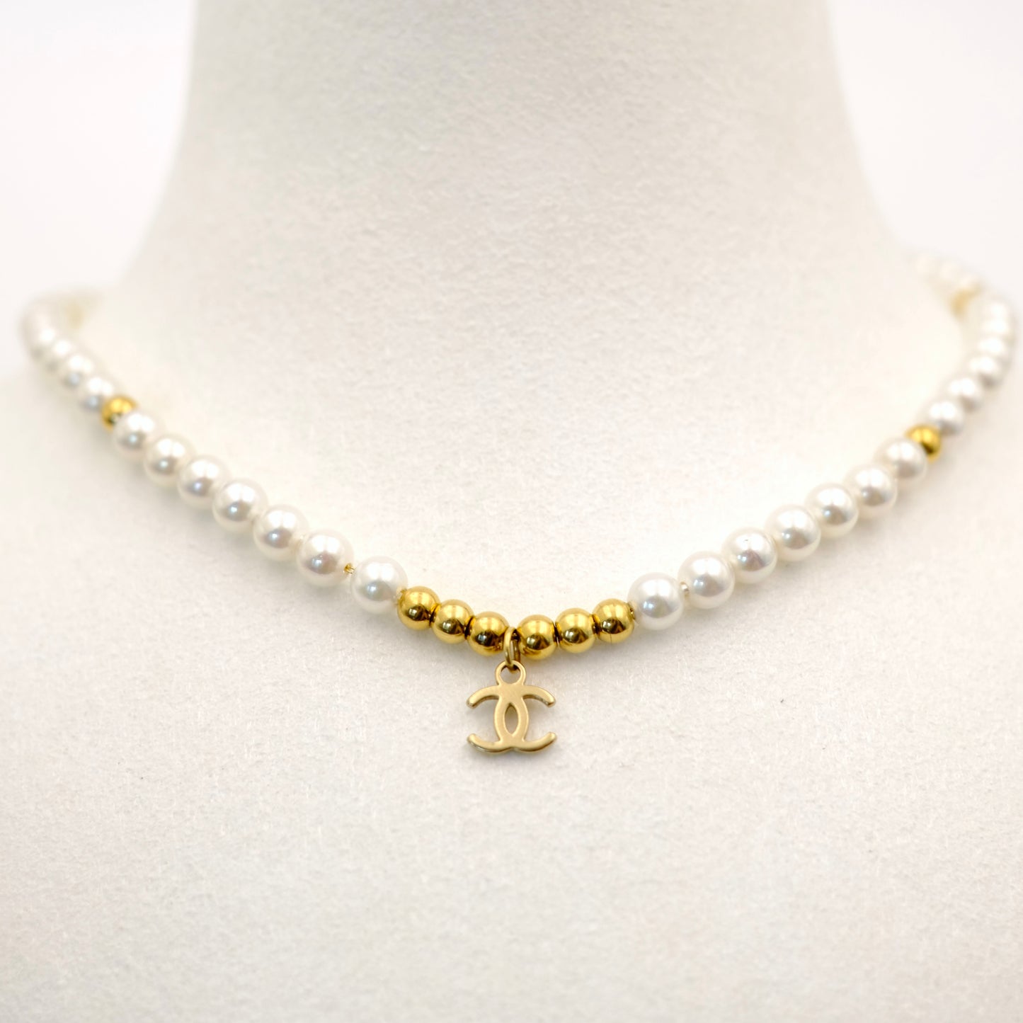 PREORDER Chanel CC mini Logo Pearl Reworked Necklace